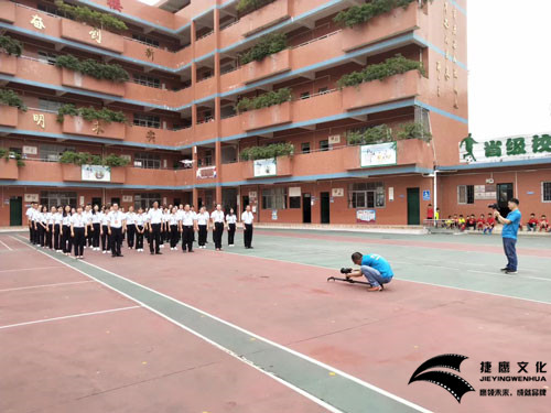学校宣传专题片.jpg