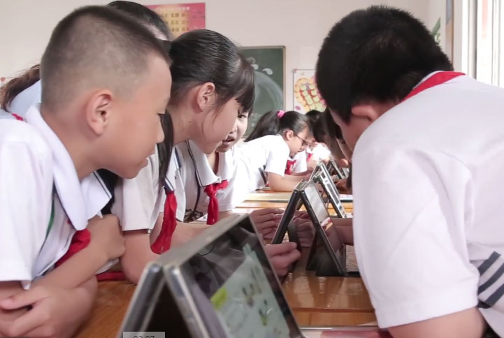 学校教育宣传片.jpg 学校教育宣传片.jpg